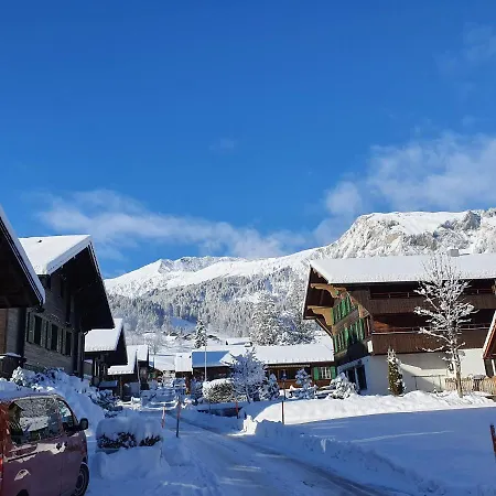 Szálloda Garni Alpenruh 2*