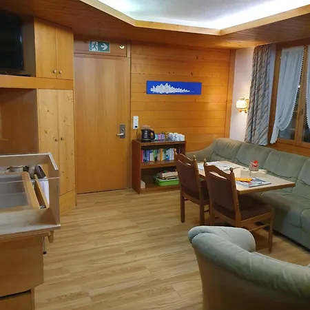 Garni Alpenruh 2* לנק