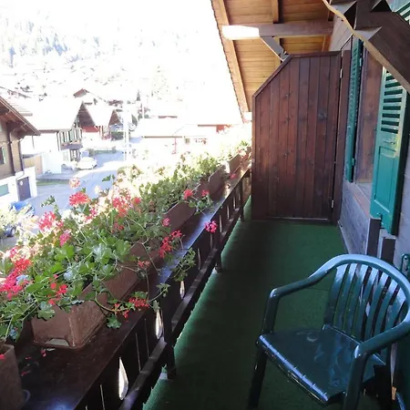 Garni Alpenruh מלון